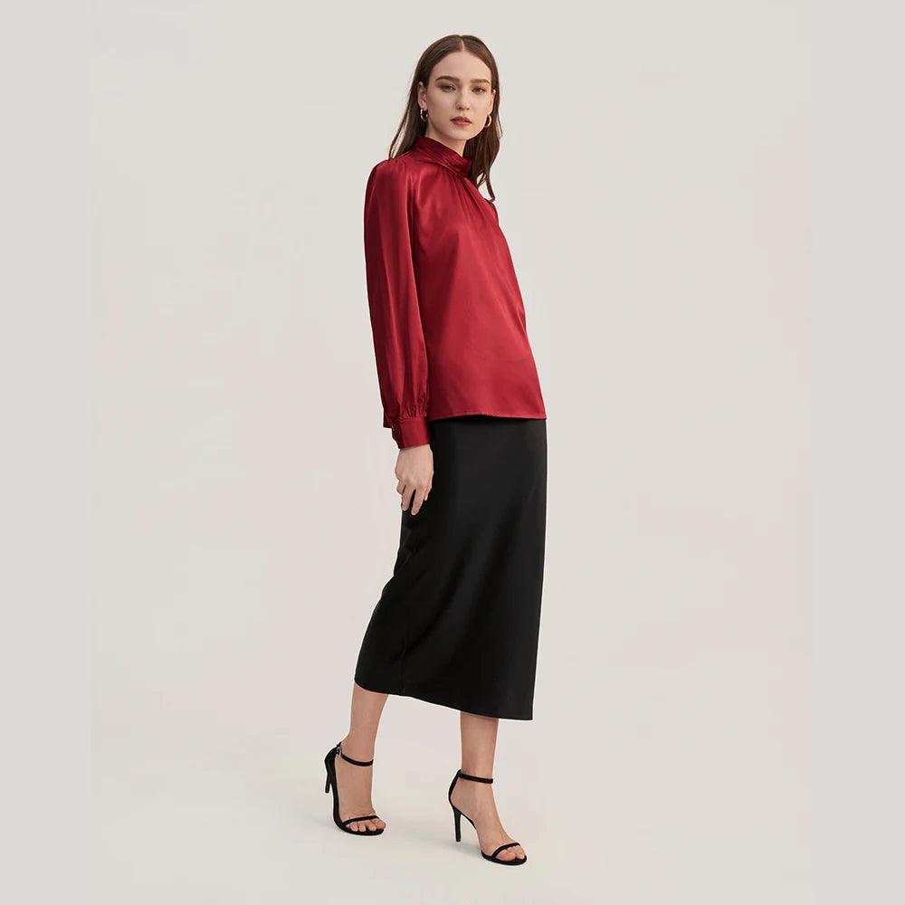 Blusa Seda, Blusa Retrô Gola Alta, Moda Vintage, Estilo Sofisticado, Look Clássico, Roupas Elegantes, Conforto e Estilo, Peça Atemporal, Tendência de Moda, Blusa Feminina, Gola Alta, Camisa de Seda,
Loja Aiella