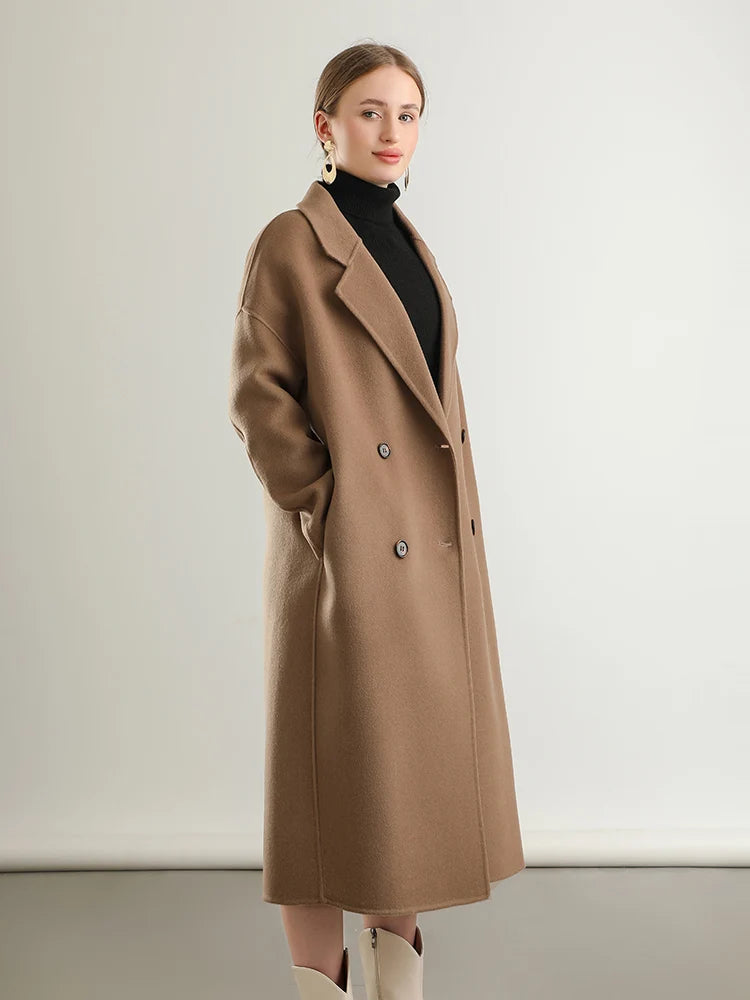 Casaco Lã Sobretudo Camada Dupla, Moda Inverno, Estilo Sofisticado, Conforto e Elegância, Roupas de Lã, Look Clássico, Peça Atemporal, Casaco Quente, Tendência de Moda, Sobretudo Feminino, Casaco, Casaco Feminino, Casaco Feminino Para Inverno, Casaco Feminino Para o Inverno, Casaco Feminino de Frio, Casaco Feminino de La, Casaco Feminino de Inverno, Loja Aiella