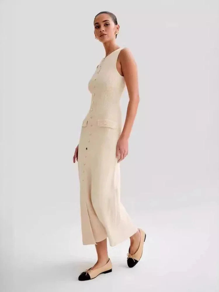 Vestido feminino sem Manga com Botões, Vestido Feminino, Moda Feminina, Vestido Casual, Estilo Elegante, Look de Verão, Tendência de Moda, Peça Versátil, Roupas Confortáveis, Vestido Chic, Fashionista, Vestidos, Vestidos de Noiva, Vestidos de Festa, Vestidos Longos, Vestidos Midi, Vestidos Farm, Vestidos Feminino, Loja Aiella