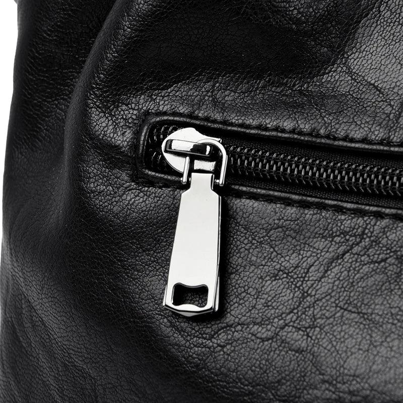 Bolsa Transversal Luxo Vintage em Couro, Acessórios de Moda, Estilo Clássico, Bolsa de Couro Elegante, Moda Vintage, Look Sofisticado, Peça de Luxo, Tendência de Acessórios, Conforto e Praticidade, Design Atemporal, Aiella