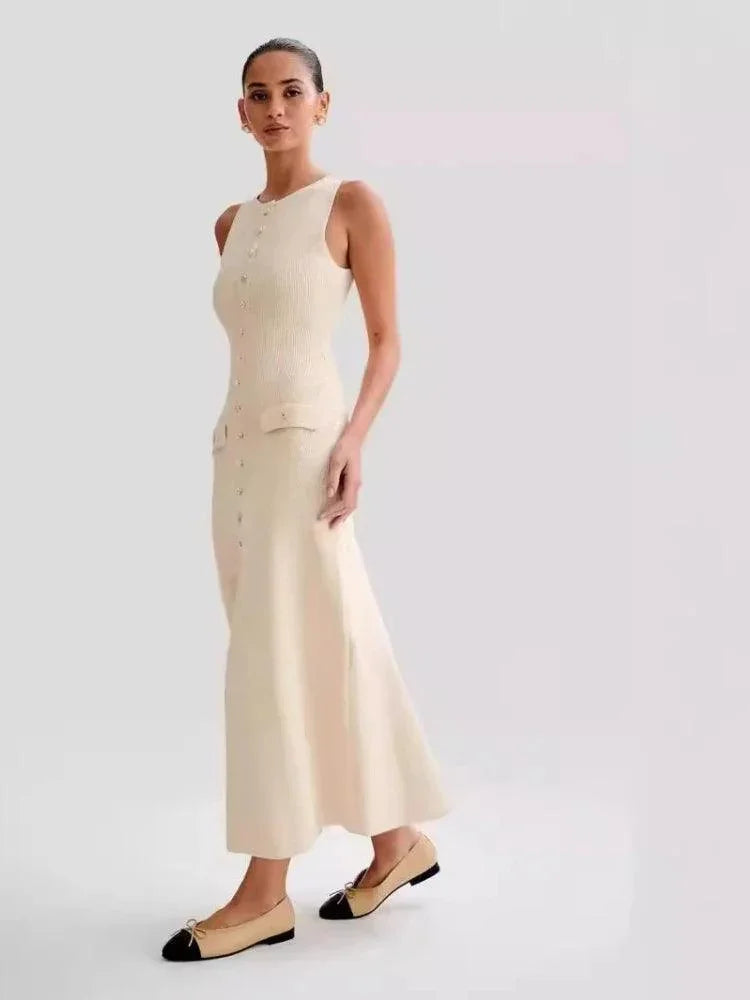 Vestido feminino sem Manga com Botões, Vestido Feminino, Moda Feminina, Vestido Casual, Estilo Elegante, Look de Verão, Tendência de Moda, Peça Versátil, Roupas Confortáveis, Vestido Chic, Fashionista, Vestidos, Vestidos de Noiva, Vestidos de Festa, Vestidos Longos, Vestidos Midi, Vestidos Farm, Vestidos Feminino, Loja Aiella
