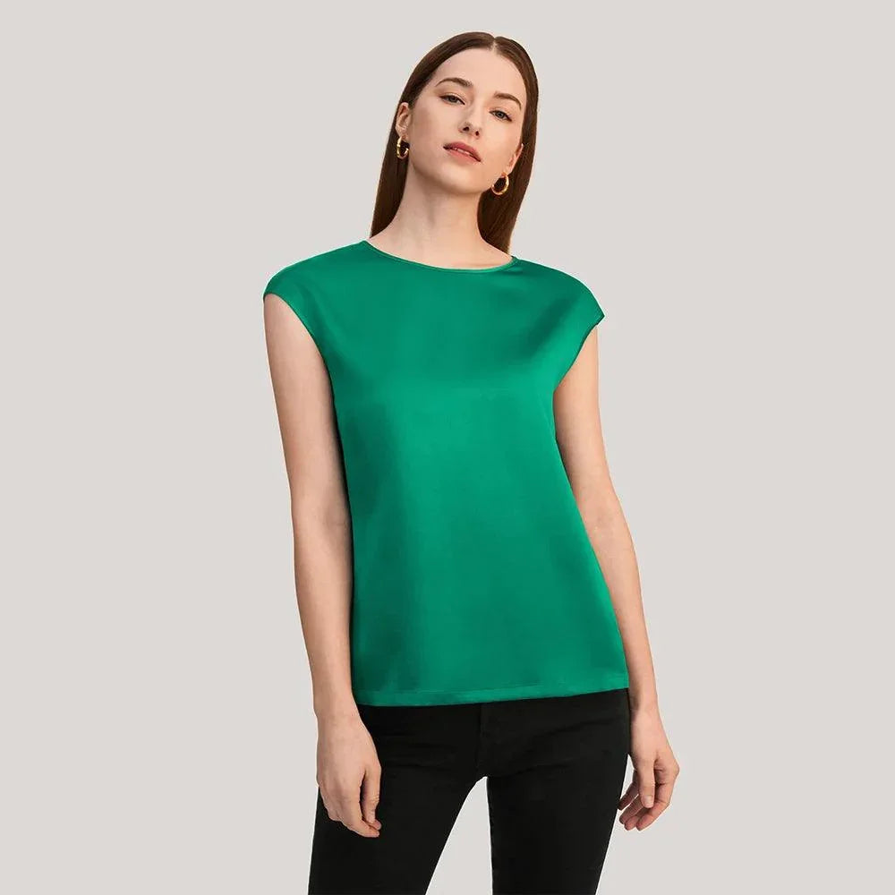Blusa Momme de Seda, Moda Elegante, Estilo Sofisticado, Roupas Femininas, Conforto e Estilo, Peça Atemporal, Tendência de Moda, Blusa de Seda, Look Casual, Design Luxuoso, Aiella