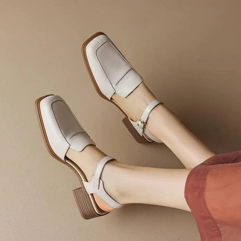 Sandálias de Couro com Fivela, Sapato Casual, Moda Confortável, Estilo Sofisticado, Calçado Feminino, Conforto e Estilo, Roupas Versáteis, Peça Atemporal, Tendência de Moda, Sandália Elegante, Design Chic, Sandália, Sandália Feminina, Sandália Anabela, Rasteira Sandália Plataforma Sandália, Sandália Rasteira, Loja Aiella