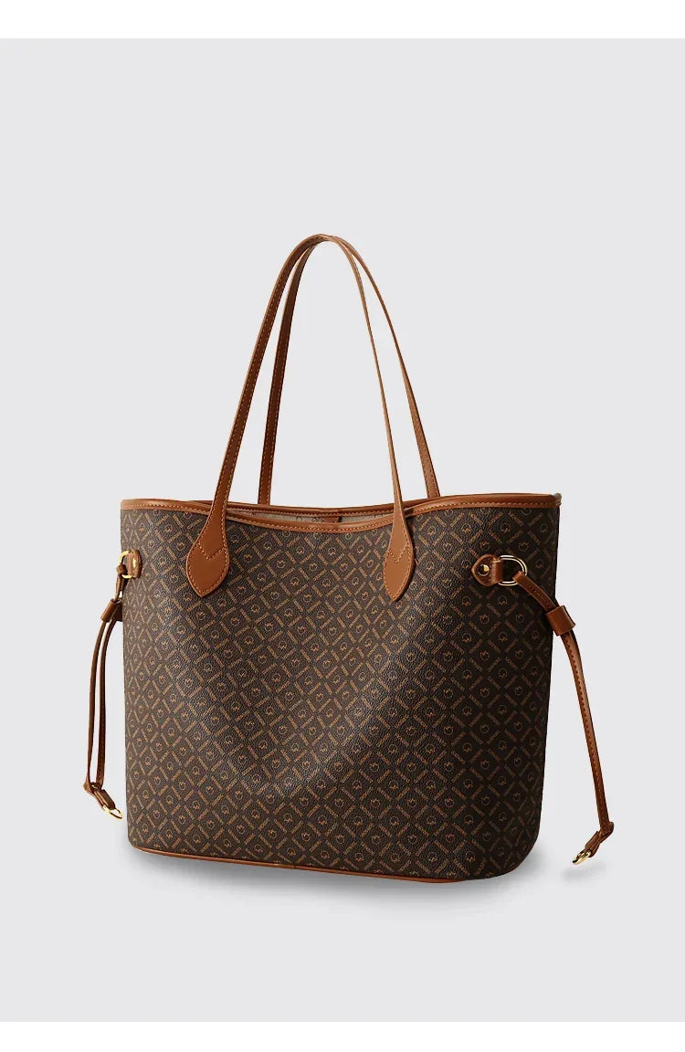 Bolsa Ombro de Couro, Acessórios de Moda, Estilo Elegante, Bolsa de Couro Sofisticada, Look Clássico, Conforto e Praticidade, Moda Atemporal, Peça Versátil, Tendência de Acessórios, Design de Qualidade, Aiella