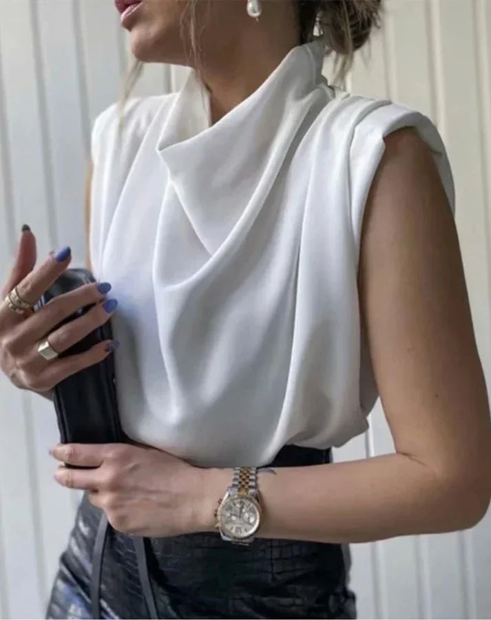 Blusa Feminina, Blusa Drapeada, Blusa Valencia Gola Drapeada, Moda Feminina, Estilo Elegante, Roupas Casuais, Look Sofisticado, Tendência de Moda, Peças Versáteis, Conforto e Estilo, Blusa Drapeada, Fashion Essentials, Aiella