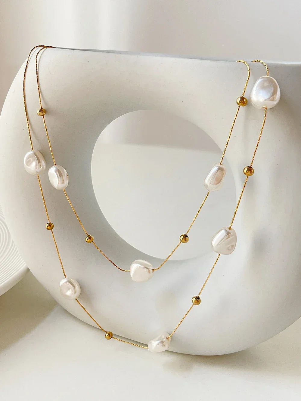 Colar de Pérola, Pérola Barroca, Colar Duplo, Acessórios de Moda, Joias Elegantes, Colar Sofisticado, Acessórios Femininos, Moda Feminina, Colar, Colar Feminino, Colar Feminina, Colar Feminino de Prata, Colar Feminino de Ouro, Colar Feminino Prata, Colar Feminino Ouro, Loja Aiella
