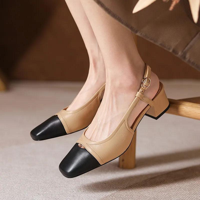 Sandália Confort de Couro, Moda Confortável, Estilo Sofisticado, Calçado Feminino, Roupas de Verão, Conforto e Estilo, Sandália Feminina, Design Atemporal, Tendência de Moda, Calçado Casual, Sandália, Sandália Feminina, Sandália Anabela, Rasteira Sandália, Plataforma Sandália, Sandália Rasteira, Loja Aiella